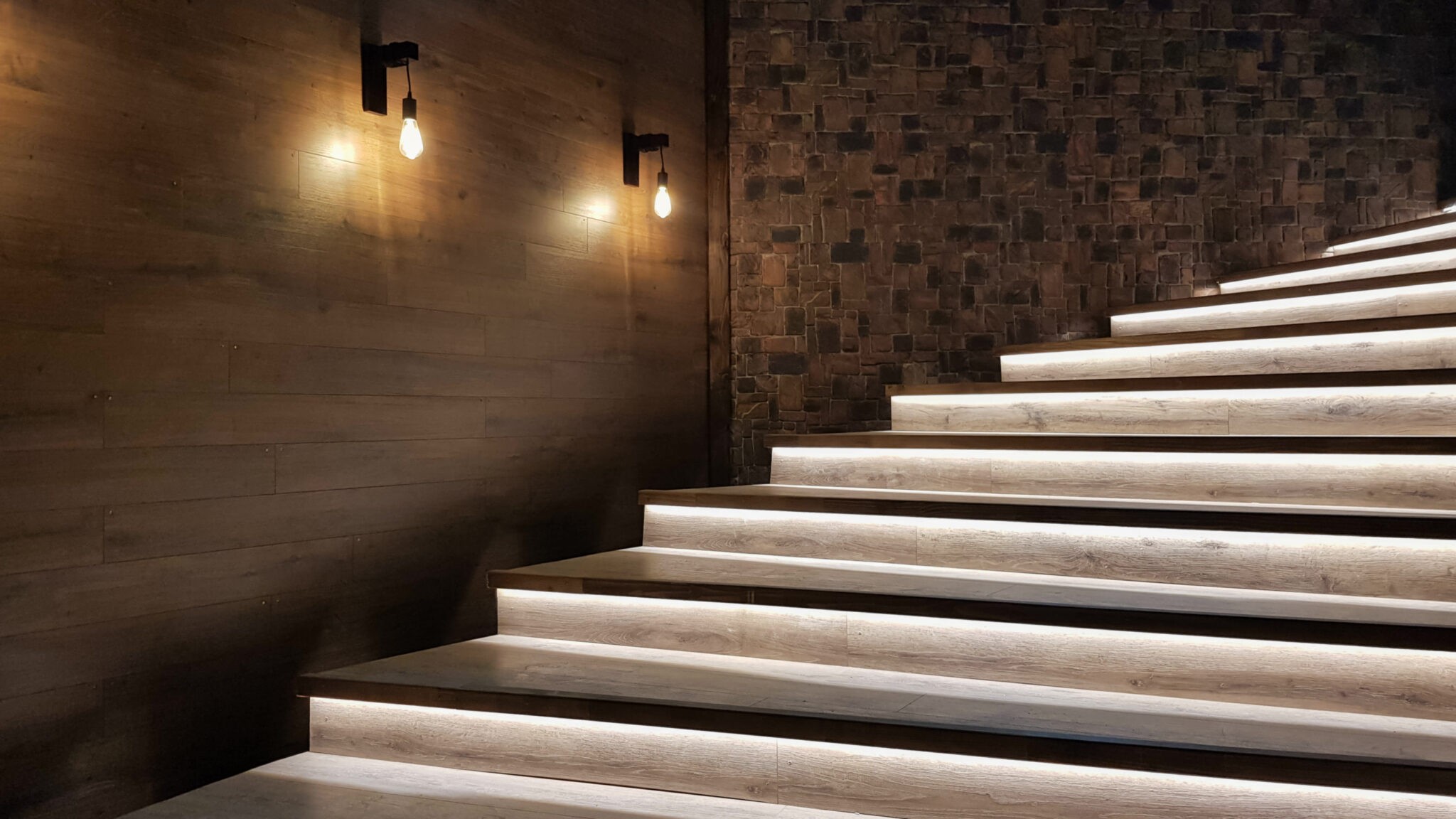 INDOOR STAIRS